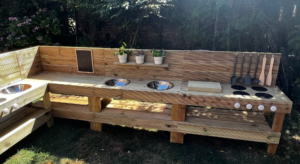 Children’s Extra Large L Shape Mud Kitchen